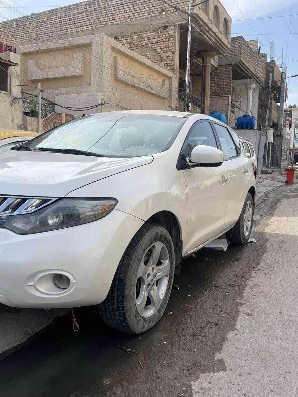 السلام عليكم نيسان مورانو للبيع موديل ٢٠٠٩ رقم بغداد باسمي رقم انكليزي  السياره مصبوغه احزام بدون دواخل ولا ضربه السياره كير ومحرك زينات نقصهه فقط قليل بلحداده مالتهه طالع بيهه محافظات ومجربهه  مكانهه بغداد مدينه الصدر 
رقم الهاتف *********** بغداد, العراق
