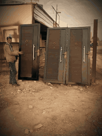 السلام عليكم أحدث ابواب سياج قاصه خارجيه تسكام وحديد 2ملم عرض الباب 3متر إرتفاع 2مترر باب متكامل صبغ اساس ولوون جاهزه السعرر 400//وابواب قاصه داخلية هم تسكام وحديد بشرط 2ملم سعرر المترر75//العنوان شارع كصيبه التواصل ***********//وتساب
