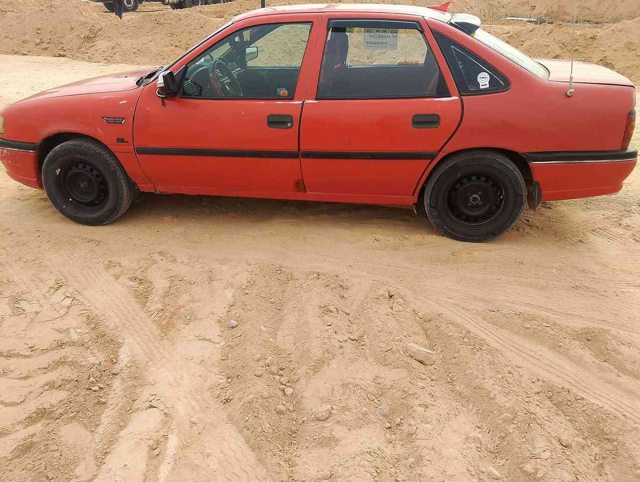 السلام عليكم أوبل فكترة للبيع فقط بدون مراوس . رقم الانبار دولي شرط التحويل موديل 93 مكينة 20 لاتنقيص ولاتبخير تايرات امامية جدد السيارة كلشي ماناقصها السعر 34وبيها مجال عنوان السيارة سامراء ***********
