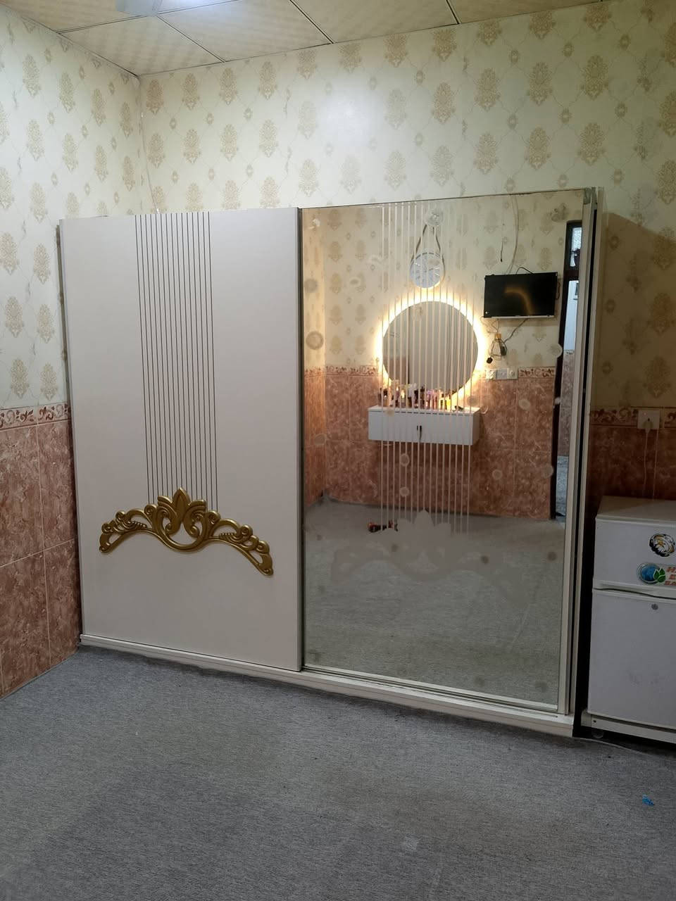 سلام عليكم ئه م ژووري نوستني توركي ئه صله ماركي بو فروشتن زور خاوينه به دوشه كو 6 بارجيه ناوي سيستمه كي ده ست كرده نرخي به كه ياندو بستنيش 400 شوين كه لار هه ر كه سيك ويستي بيته جات


**إذا كنت صاحب هذا الإعلان وتريد حذفه لأي سبب، رجاءا أرسل رسالة إلى الدعم الفني**