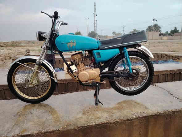 دراجه نوع نامه 125 موديل 16 شكل القديم الذهبي دراجه نضيفه محرك وكشر شاصي فول بيه ورقتين فقط الاصليه دراجه مكفوله من كلشي مفتوحه مره وحده محركه خير من الله سعر 250وبيه مجال***********
