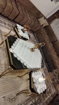 غراض • طاولات • الميز