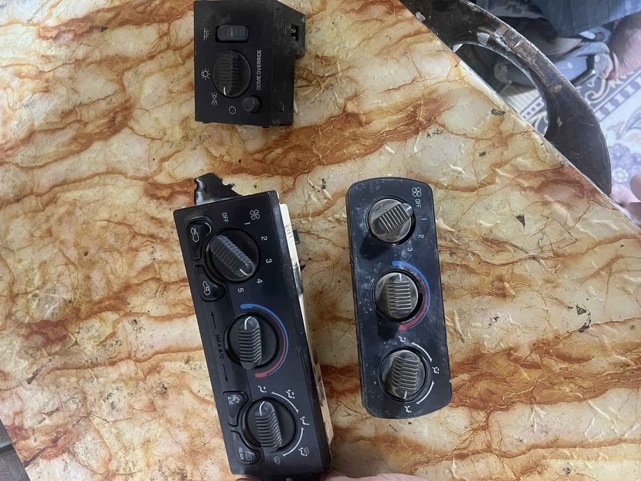 غراض الفينيه تفصيخ بسعار مناسبه
سلام عليكم غراض الفينيه تفصيخ بسعار مناسبه مكاني بصره زبير اكسل طايفً مكفول ***********
