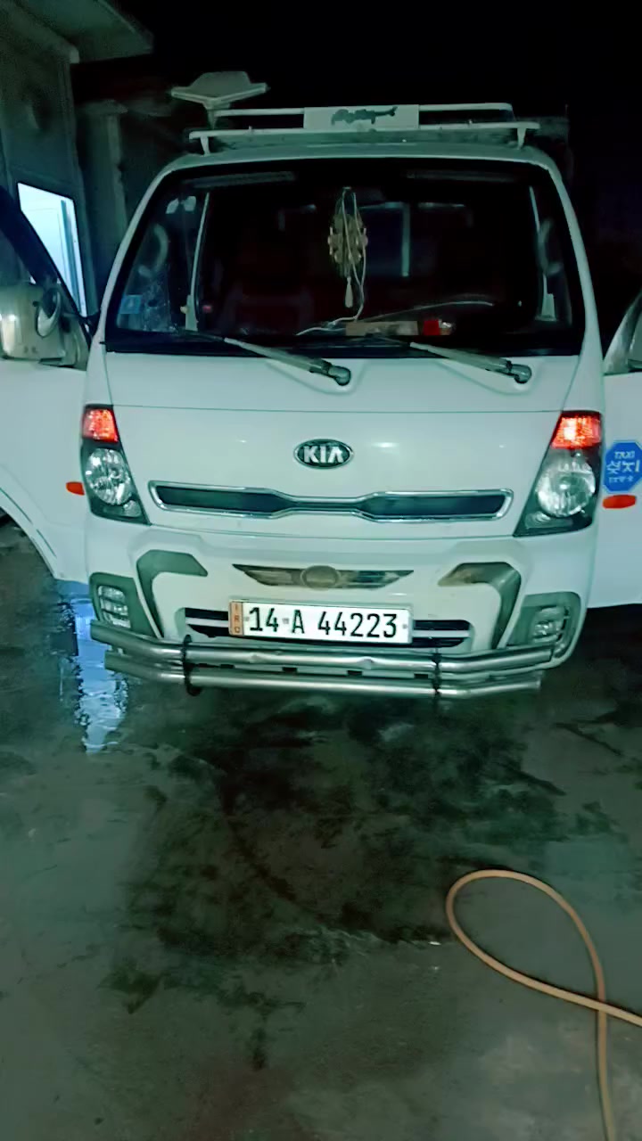 كيه بنكوا فحل مسكر 2016للبيع رقم بصره بسمي العنوان البصره الهارثه حي تلشهداء120وبيها مجال قليل رقم الهاتف ***********
