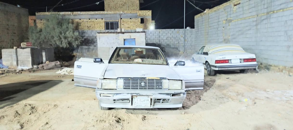 سلام عليكم هارتوب ايسر بلاد 1991 سنويه نافذة 24 رقم ديالى مكان السيارة ناصرية مكينه وكير مابيها شي 2500 قبق ابيض ديلكو كهربائيات شغاله تخم تاير نقص حداديه فقط رعيها يريد مداور ما يسوي وكالة السعر 26 بيها مجال قليل اتصال على الخط ***********
