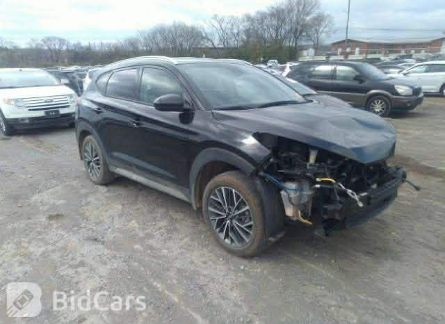 توسان 21
فول عده الفتحه
الشاصي والغد والارباك كله سليم سياره جاهزه من كلشي
مكاني ابو غريب السعر 168 بيهه مجال  
التواصل ***********
