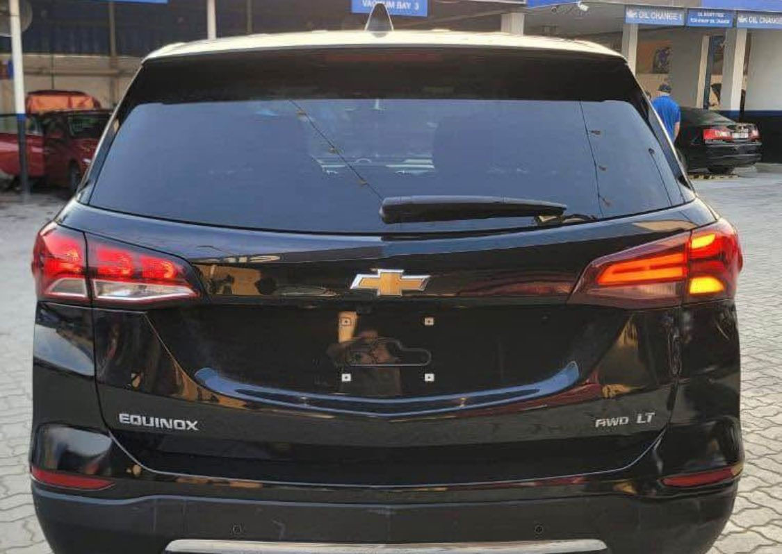 شيفروليه إكونكس  ٢٠٢٤ (دخول جديد )– فول مواصفات (ماعدا الفتحة)
ماشية ٢٠٠٠ 
المواصفات:
 • كشنات تدفئة (Heated Seats)
 • رادار أمامي
 • رادارات جانبية
 • رادار خلفي
 • حساسات أمامية
 • حساسات خلفية
 • لون خارجي: أسود Black•
 • سيارة دخول جديد
 • رقم ميسان شهداء
تفاصيل /السعر ١٧٠وبيه مجال 
للاستفسار ***********واتساب
