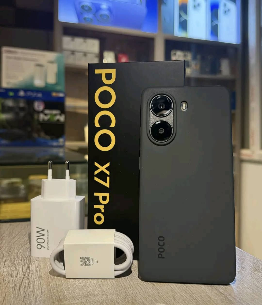 السلام عليكم
من رخصت الادمن 
جهاز بوكو Pro X7 
صارلي فترة قصيرة من استعملتة جهاز مابي شخط صغير 
السعر 500 الف وبي مجال للطيبين 
رقم التواصل ***********
