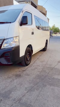 نيسان 2024 زيرو صفر كيلو متر  شركة السور ام الضمان  شاشه كامره تحكم ست...