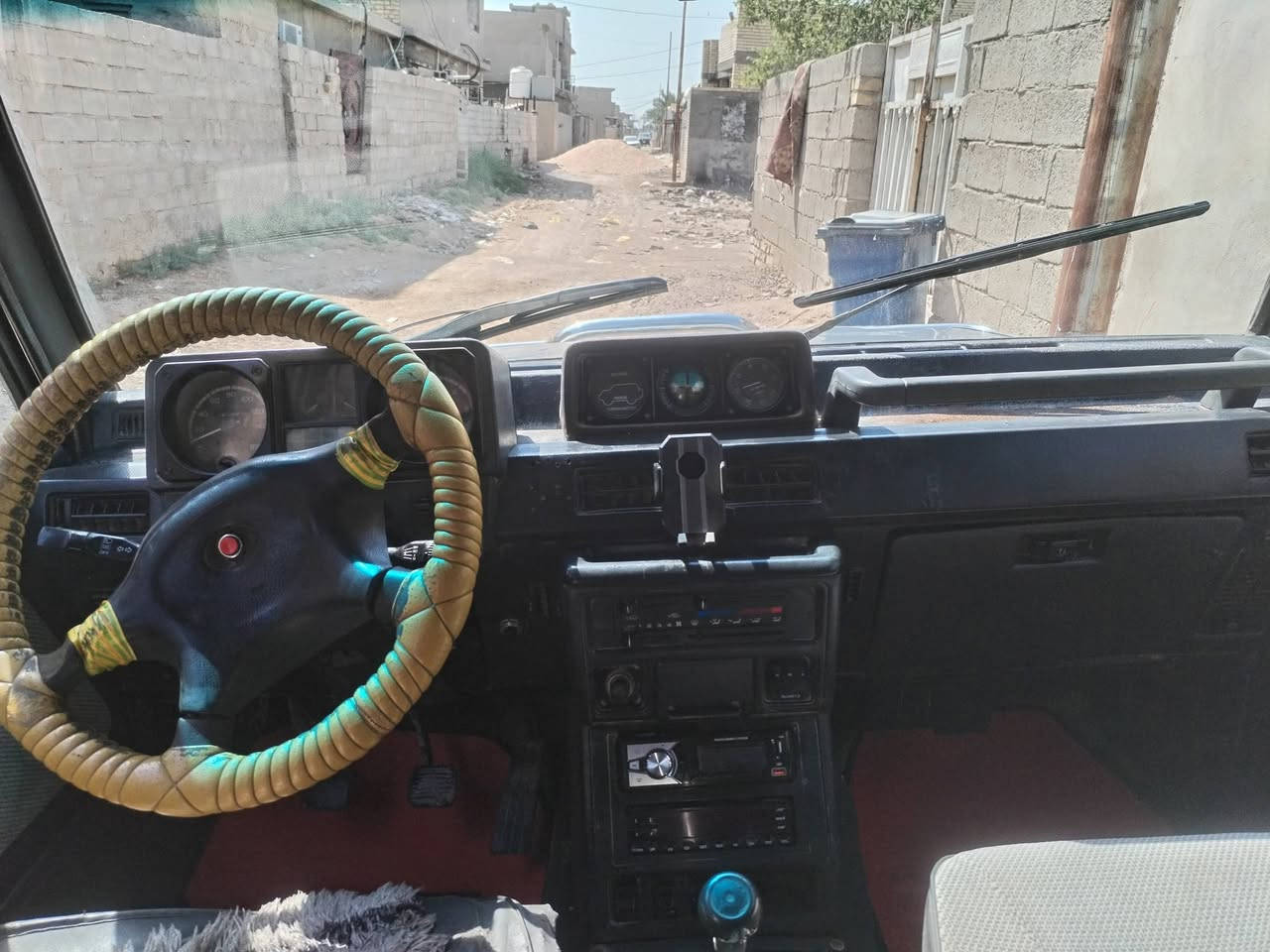 سلام عليكم سياره للبيع نوع كالوبر موديل 93 رقم بغداد خصوصي صاحبها موجود يريد تحويل سنويه ساقطه سياره تجي تشوفها وتقتنع ياله مكانها بغداد جرف النداف قرب بسمايه بيها ملاحضات تجي تشوفهن سعر 30 وبيها مجال رقمي ***********
