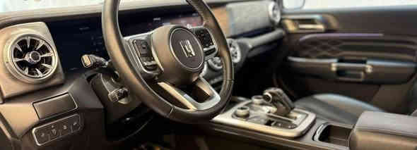 مساء الخير 

من صفحة كريت وول للسيارات المستعملة نقدم لكم 

TANK 300  بانزين 

لون / رصاصي 

عداد المسافة  40000 KM

لون اسود / موديل 2023 

للإستفسار اكثر الرجاء الاتصال على رقم الهاتف او مراسلة الصفحة عبر الماسنجر 
*********** 

العنوان / بغداد النهضة شارع المعارض الرئيسي شركة نهج العراق
