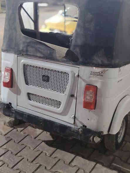 سلام عليكم تكتك 22 لبيع كفاله عامه وراق رقام بلشاصي ممبينه ثنين تنعدل وتكفله لحد الترقيم عنوان كوت *********** سعر 5500 وبيه مجال قليل واتساب
