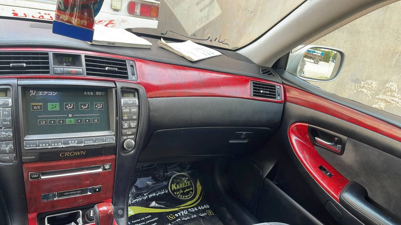 سه ره تا به ناوي خواي گه وره و ميهره بان 
شاهينه ى ٢٠٠٥ مووس
    ١٨٢ بي دووكه ل 
كامل مه سروفي كراوه و ١ هه زار مه سروفي ني يه 
ويل دنگه ي ئستيل تايه كاني تازه يه 
سه ياره كه مالي دۆستە 
ناو ڕەشە کوشن شاموا 
ساج سور سوکان حە یزەران
ناوی لە دەری جوانترە
دە بڵو لە وی HKSلە سەرە بەرزو نزم ئەکات
بە شەرتی فەحس و سۆنەر سە قف و حیزام بە شەرت
بەشەرتی گێڕو مە کینە 
هایدرۆلیک و ڕۆنی مە کینە تازە گۆڕیاوە 
فیت پەمپی تازە گۆڕیاوە 
پاتری تازە گۆڕیاوە 
‎تكايه ئه گه ر موشته ري نيت سه رمان مه يه شينه ته له 
‎فونت كردو سعرت وه دل نه و مه يه ژه هه يه به وه نه ئه گه ر هه يه برؤ بيسينە 
***********-*********** كالار, السليمانية
