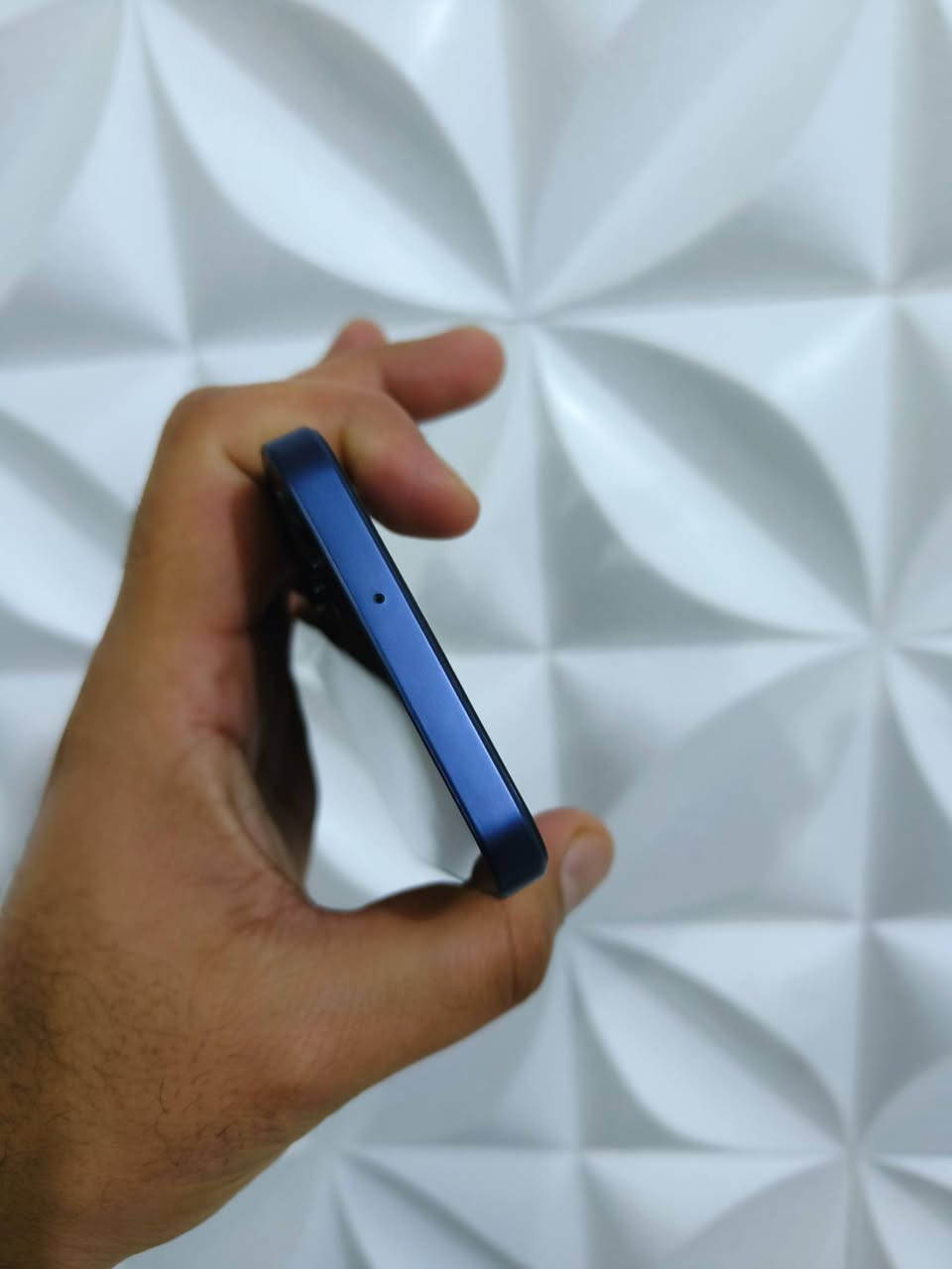 سامسونك A25 5g
ذاكرة 256 عشوائيا 8 بطارية 5 الاف 
جهاز بلاد مامفتوح ونضيف زلغ مابي 
صوت ستيريو عالي كامرة راقيه شحن سريع 
جهاز راقي جدا 
مكاني الناصرية مركز السعر 175 وبي مجال


**إذا كنت صاحب هذا الإعلان وتريد حذفه لأي سبب، رجاءا أرسل رسالة إلى الدعم الفني**