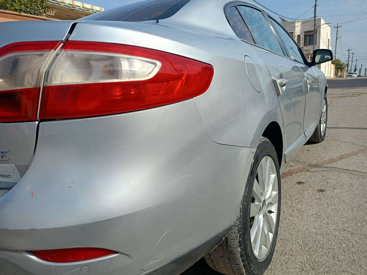 السلام عليكم سامسونك كوري موديل 2010 كير و محرك مال گصه  شرط رقم كركوك سنويه 30 شرطه التحويل مكان السياره تكريت  لباقي التفاصيل اتصل ***********.  السعر 48 ورقه وبيه مجال للشراي
