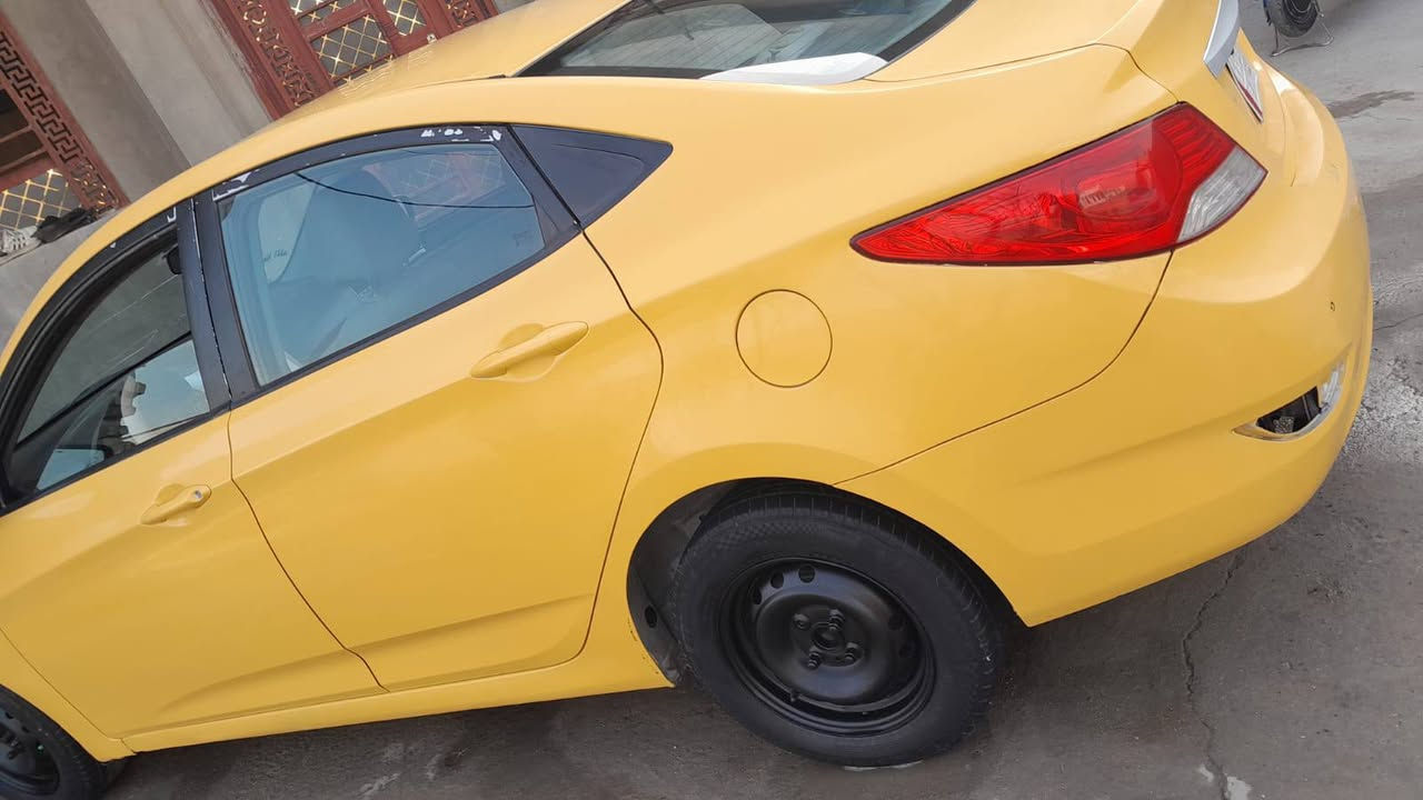 سلام عليكم البيع كسنت  موديل 2013 محرك 1600 سعر خاص رقم بغداد مصفره هيه وغرامات  تحويل ثاني يوم ***********
