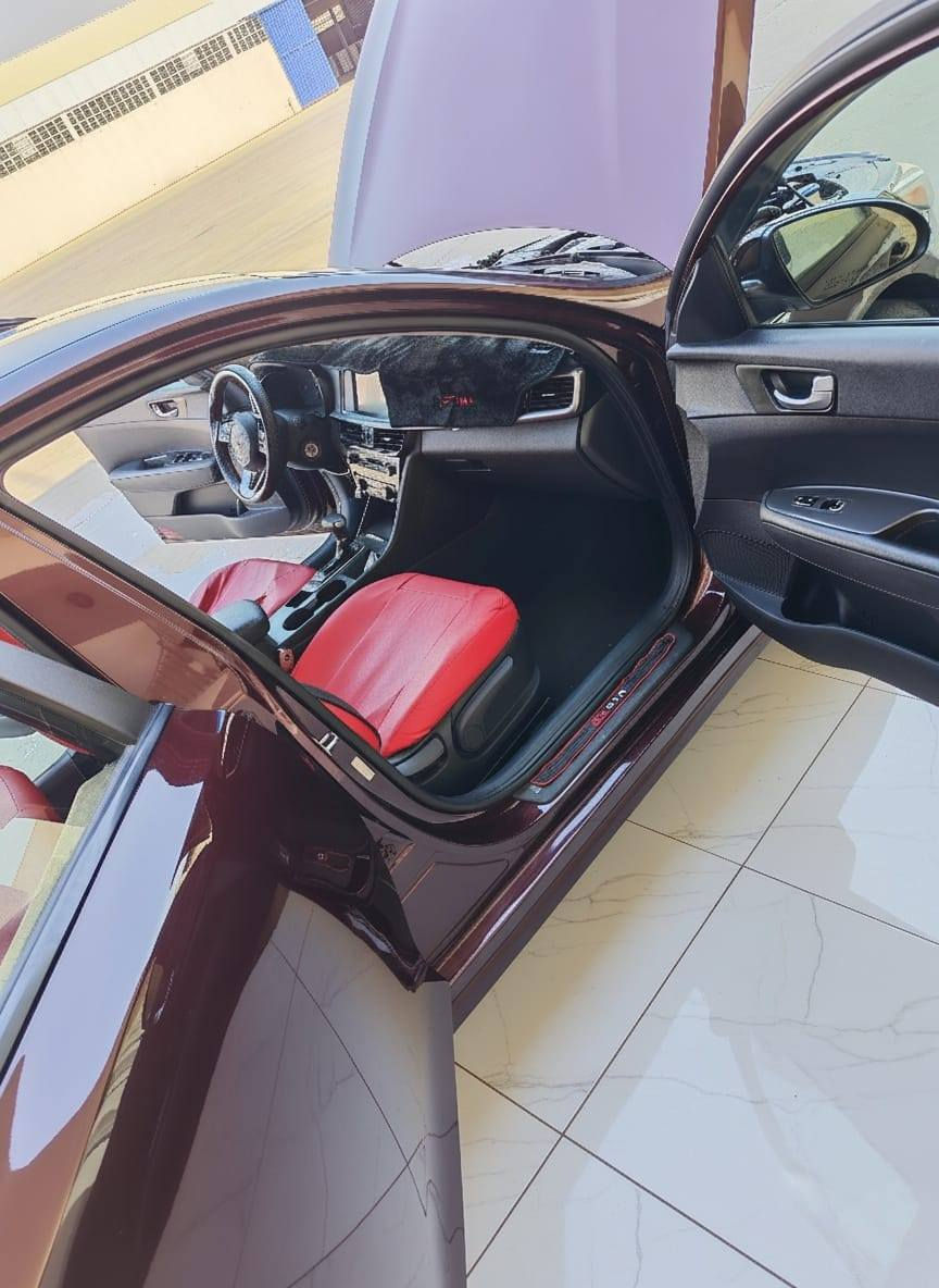 السلام عليكم اوبتيما موديل 2019 اكلين كير ماكينه شارط تحويل مباشر سياره جاهزه السعر 137 وبيها مجال الاتصال ***********
