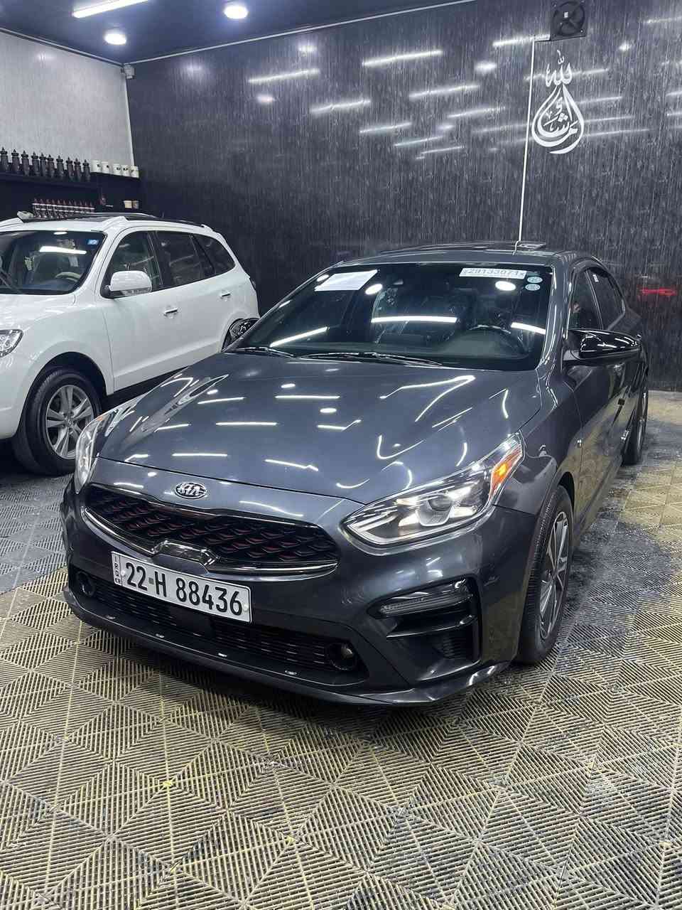 فورتي GT2021

سياره فول فول اعلى فئه
حادثها جاملغ امامي يمين 
بدون دواخل ايربك ستيرن 

-كشن حار بارد
-ردار امامي خلفي
-كشن جلد مطرز GT
-دركهGT
-شحن واير ليس 
-لايت فراشه 
-بك لايت فراشه 
-لد ترحيب عند القتراب 
-صندوق ذكي 
-تبريد مناخين مركزي 
-حزامات احمر على لون داخل 
-سبيسرات ويل كب 
-سماعات انفنتي 
-كاربلي 
-دمام صندوق اصلي 

وسياره بعد بيها كثير مواصفات 
محرك كير بشرط وسياره الي ستخدام شخصي 
ميحتاجلها مصرف دينار 
محرك 16 تيربو 
وسعر 158 والمايعجبو لايكسر بحلال العالم 
يصلي عل نبي ويعبر المنشور 
***********للستفسار 
المو شراي لايتعبني ويتصل
