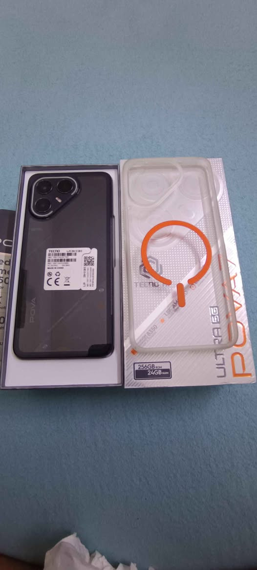 الوحش TECNO POVA 7 ULTRA 5G استعمال اسبوع واحد
RAM 12+12 رام عشوائي
MEMORY 256GB ذاكره
5G
بطارية 6000
كاميرا 108 
144HZ هيرتز شاشه
120FPS PUBG  ببجي
SUPER CHARGE 70 شحن بقدره
شحن عكسي سلكي +شحن لاسلكي للساعة والايربود
السعر 425
بغداد الاعظمية 
لايوجد توصيل
***********
