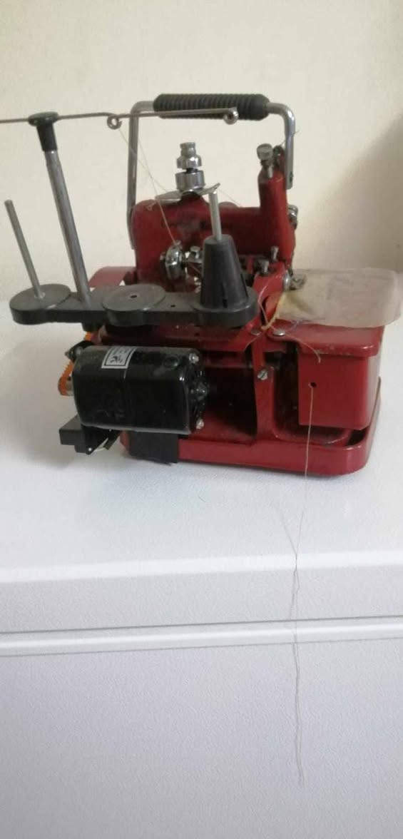 السلام عليكم 
مكينه اوفر جديدا ما مستعمله 
السعر 80قفل 
العنوان حي الصحه 
الشراي يجي خاص


**إذا كنت صاحب هذا الإعلان وتريد حذفه لأي سبب، رجاءا أرسل رسالة إلى الدعم الفني**