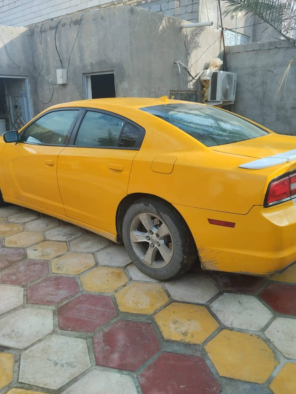 سلام عليكم جارجر موديل 2012 رقم بغداد بسمي
ضربتها جاملغ فقط  بدون دواخل
سيارة جاهزة جاهزة للأخير 
سيارة شادلهة منضومة غاز 
السعر 140 وبية مجال 
مكان ناصريه 
للبيع أو مراوس سوناتا أو أوبتيما 
للاستفسار ***********
