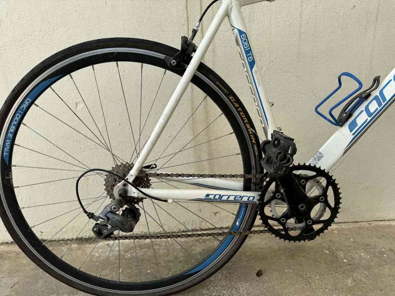 ️ دراجة للبيع – بحالة ممتازة!
هذه الدراجة مستعملة بحالة شبه جديدة وجاهزة للاستخدام!

🔹 الإطار: ألمنيوم
🔹 الحالة: نظيفة جداً ومُحافظ عليها
🔹 خفيفة وسلسة في القيادة
🔹 مناسبة للمدينة أو الرحلات الطويلة

💰 السعر: 470,000 دينار عراقي


**إذا كنت صاحب هذا الإعلان وتريد حذفه لأي سبب، رجاءا أرسل رسالة إلى الدعم الفني**