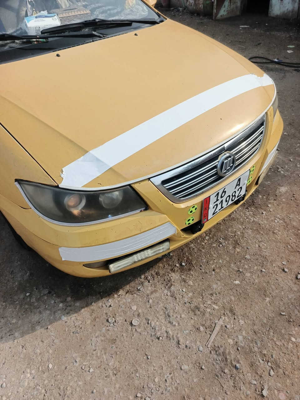 سياره ليفان لبيع نضيفه ارقام نكليزي مصفره هيه اوقرمات مداور ثاني يوم كير نضيف توني شادله صنيه محرك بيه تبخير بس ماينقص مكان سماوه اسعر 35قفل التصال ***********     ___***********
