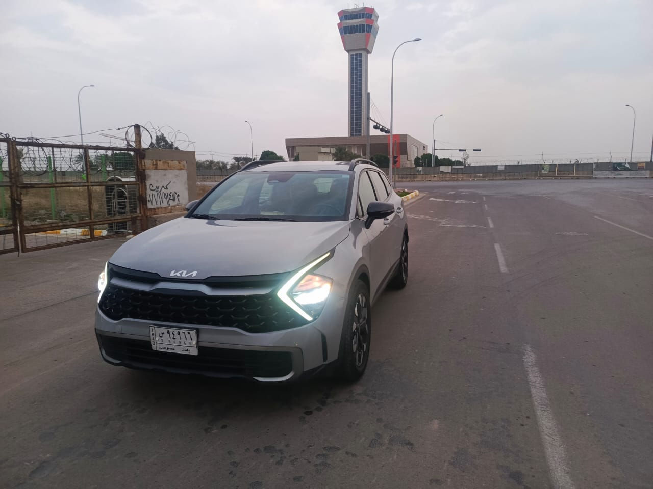 السلام عليكم

 للبيع سبورتج موديل 2023 فئة XLine  حجم لارج وارد امريكي مكينة 2500 حادثه كما موضح بالصور بدون تبديل وبدون صبع ماشيه  39 الف كيلو 

مواصفاته 

بصمة تشغيل

كشن السائق كهرباء وخزن ميموري 

تدفئه كشنات 

صندوق كهرباء

سستم صوت هارمن كاردن

حساسات خلفيه

نزول منحدرات

شاشه دجتل

فور ويل

اطفاء ذاتي

رادار امامي وخلفي وجانبي 

شاحن وايرليس

تبريد قطعتين

وباقي المواصفات معروفة

صور الحادث مرفقه بالمنشور

مكاني بغداد

السعر 21,000 وبيه مجال

للاستفسار : ***********
