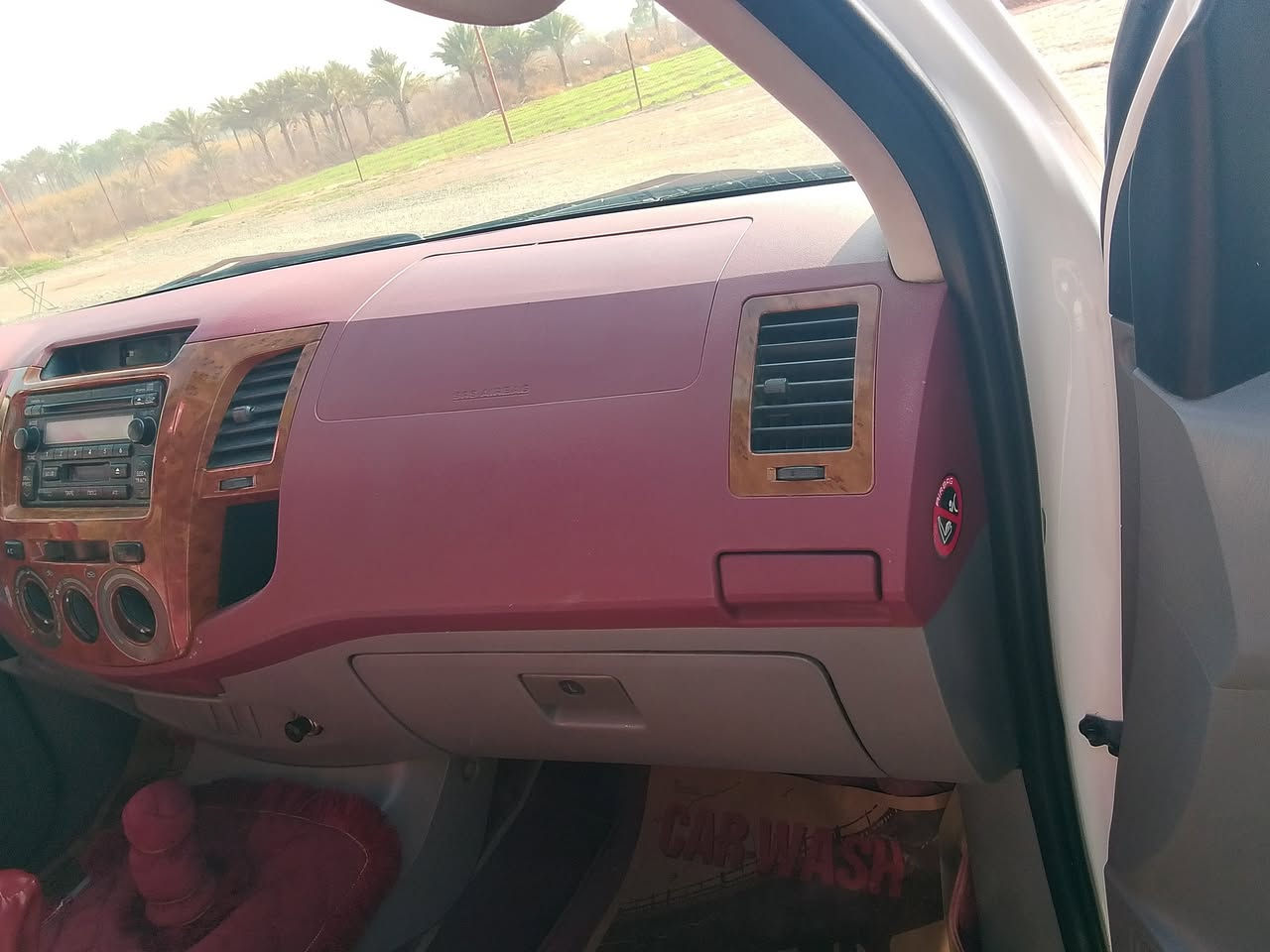 سيارة 2009 جديد
صبغ مكفول 
لأستفسار ***********
