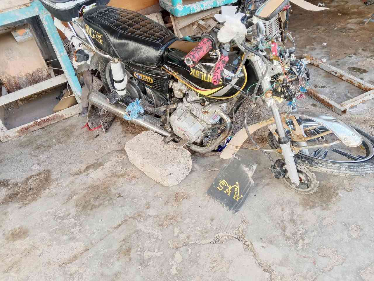 موطور سيفان موديل 2021 مسوي حادث يرادله ويل ودبلات ودشبول ولايت بيع مستعجل 275 الرقم ***********
