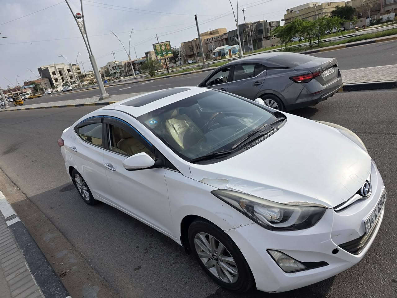 السلام وعليكم انترا ٢٠١٥ فول موصفات بيهه بس بنيد ولباقي كفاله بيهه بارد شويه السياره جاهزه من كلشي سياره بسمي وبيع مستعجل السعر ١١٥ رقم الهاتف ***********
