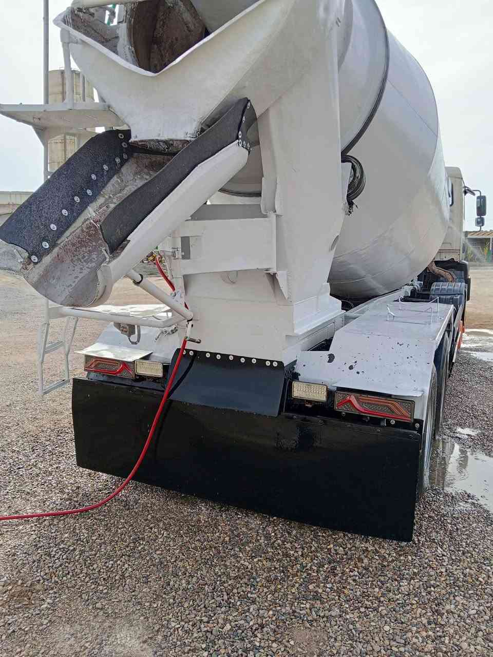 مان للبيع موديل 2006 سليمانيه رقم الهاتف *********** مكان بغداد جرف او مراوس
