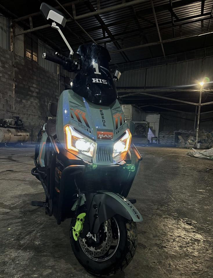 🚲 **للبيع: دراجة شحن نوع هايس (Hais)**
🔹 الدراجة بحالة ممتازة وقريبة للجديدة
🔹 الاستخدام: فقط 3 أشهر
🔹 تمشيك مسافة طويلة 
🔹 بطاريات هايس الأصلية (بلاديه من الممتاز وعلى الفحص )
🔹 نظافة فول، كلشي بيها عالفحص
🔹 السرعة: من 85 إلى 90 حقيقي 

📍 المعاينة على الطبيعة متوفرة
💰 السعر: (اتصل على الرقم 👇)

📞 للتواصل: (***********)
