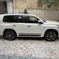 لاندكروز VX-S • ٢٠١٧ • البصرة