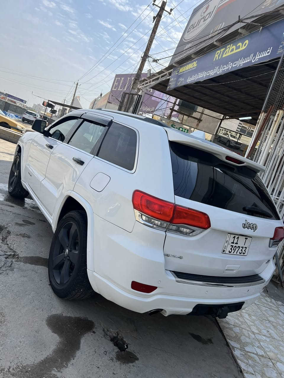 للبيع جيب اوفر لاند 2015 امريكي
مراوس فقط تاهو او دورنكو 
 (سياره باسمي سنويه وهزه ماصاقطه )
فول مواصفات جكات بانوراما صندوق كهرباء رادار تحكمات شاشه حساسات امامي خلفي مري قلاب كشنات كهربائي تدفئه تبريد مع استيرن تدفئه فور ويل خزن ميموري وبعد بيهه مواصفات هواي ...
حادث بيه قطع صبغ ابيع حزام 
السعر 178 وبيه مجال 
للاستفسار ***********
