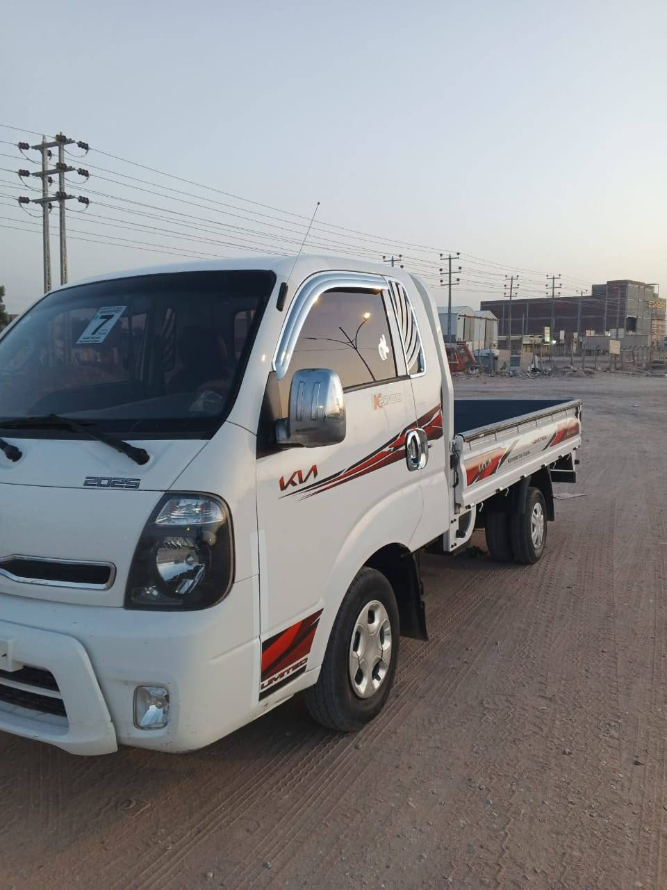 سلام عليكم كيه حمل للبيع مديل 2017 رقم بصره تحويل ثاني يوم سياره مكفوله مكينه مفتوح 2700 السعر 110 وبيه مجال استفسار *********** مكان لسياره ناصريه سوق لشيوخ
