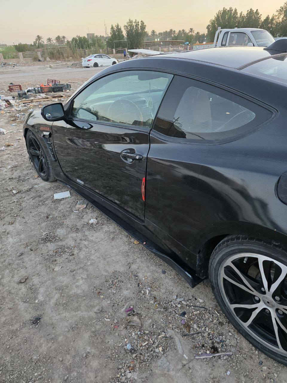 جنسزز كوبية 
2011 
3600   6سلندر 
مكانه الديوانيه 
سيارة مصبوغه عام 
كلشي مسويله جديد 
دعاميه لايتات تبريد 
دوشمه جديد 
تخم تايرات جديد 
حداديه
رقمه مميز 
***********
***********
