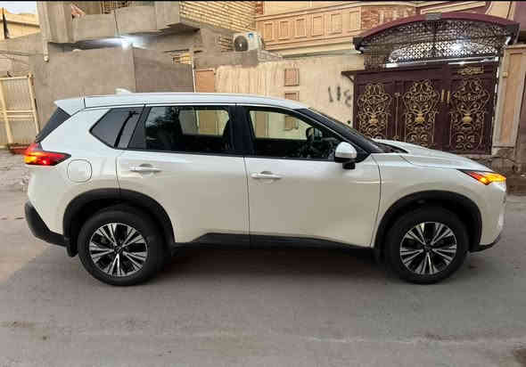 نيسان روج 
مواصفات SV . awd   فور ويل

الموديل /2023

اللون /ابيض صدفي

دخول جديد و ترقيم جديد بغداد

مستوردها السيارة على ايدي 

مكان السيارة بغداد الزعفرانية 

السياره اخت الزيرو ماشية 18 مايل

السياره فول مواصفات عدا البانورما

تشغيل عن بعد 

بصمه تشغيل وابواب  

داخل لونين

كير ماوس 

لايت زينون 

حساسات جانبي 

حساسات خلفي 

رادار امامي (تحديد مسار) 

ردار جانبي (نقطة عمياء) 

رادار خلفي (ااتحذير من الاصطدام) 

هاند بريك بصمه 

اوتو هولد 

اوتو ستارات

ايرباك سليم

شاشه ايباد

ويل كروم 

تبريد لمس 

كشن سايق كهربائيّ 

تحكمات ستيرن 

كامره خلفيه

فور ويل AWD 

مدخل USP 

السعر و التفاصيل على الرقم  

واتساب و اتصال :

***********

السياره بعد بيها مواصفات

ضررها ضربة باب عكس السايق و شبر بحاجب البنيد

رقم شاصيها بالصور 

ملاحظة / السياره كفالة كير مكينة ايرباك تدفئة تبريد شواصي لغود ( كفالة السيارة ماعدا حادث امريكا )
