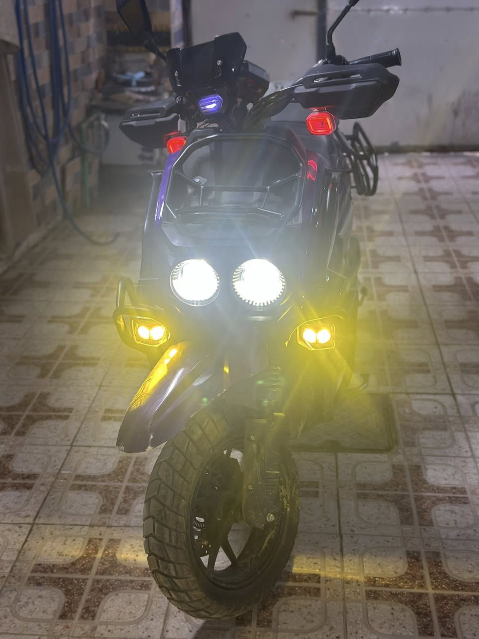 السلام عليكم
دراجه للبيع سكنس نوع اباجي ياباني موديل 2024
مدرعه امامي خلفي لايتات عالي ناصي دبل اشارة زنون الوان علا وضع الشركه بعدها بلاد الدراجه ماماشيه هواي ونضيفه بمعنى الكلمه سرعته 200ومعدل ونهضته تشك الكاع والدراجه مكفوله كفاله عامه من كلشي 
السعر خاص 
الرقم ***********اسيا

***********اثير
