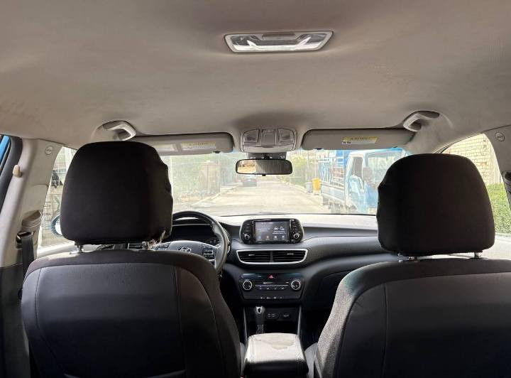 توسان وارد امريكي ٢٠١٩ محرك ٢٠٠٠ ماشية ٨٧ الف ميل باسمي السعر المطلوب ١٥.٥٠٠ دولار المكان بغداد كفاءات السيدية تلفون *********** واتساب
