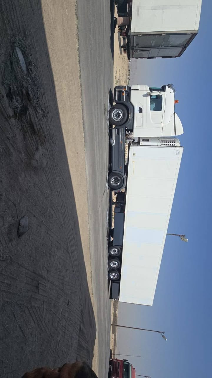 للبيع موديل 2007 رقم جديد حجم  420 كير 3ب3 تخم تاير راس وعربانه *********** مكلف بنشره مكانه كوت
