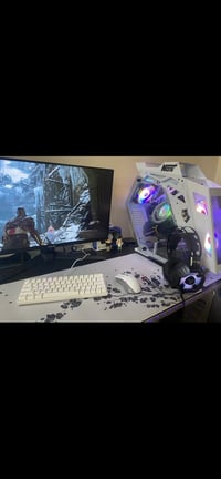 Pc للبيع  كيس وشاشه وماوس وكيبورد ميكانيكي وسماعه ويوبي اس 1500  الموا...