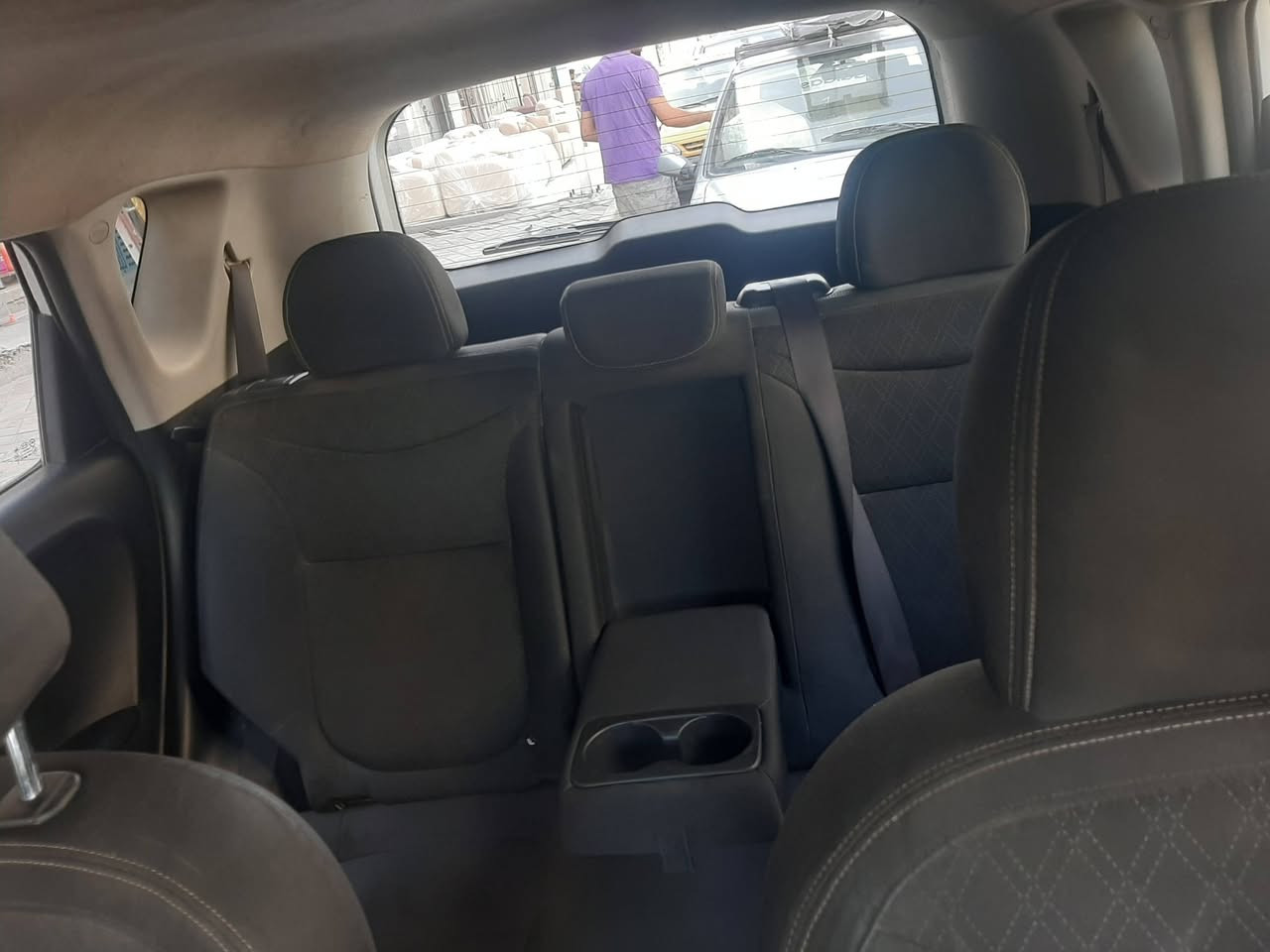صول 2014 وارد امريكي حادثها جاملغ وبنيد على البارد جهة اليمين وبيها طخة نفس الجاملغ الايمن 100ورقةماشية 126.600kmرصاصي فضي بيه
ه/***********ا
