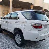 تيوتا فورچنل 7راكب 2009 سعودي ام الدعاء  رقم بغداد بأسمي تحويل ثاني يو...
