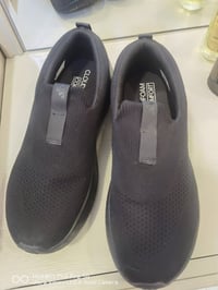 حذا أصلي • قياس ٤٤ • جديد