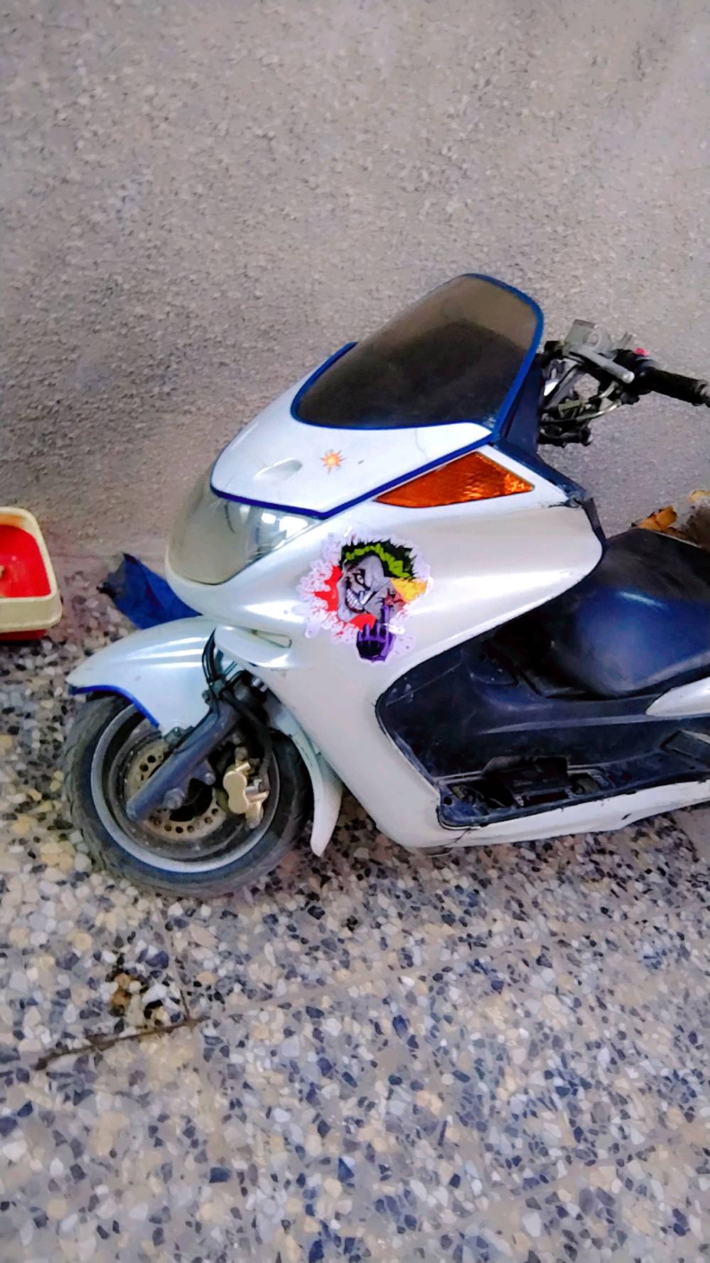 لسلام عليكم شباب هاي دراجة ماجستة محدث مواصفات الدراجة كفرات اصليه كهربايات كلهة شغاله هورن اشاير كيج بانزين كيج كيلو متر كيج رون كيج حماوة الساعه البدشبول كلهة شغاله المكينة مجفتة
.. نقصهة كلجات  وبنزات مكاني شهداء الثالثة الشراي يجيني واتساب السعر /450بيهة مجال بصيط /***********
