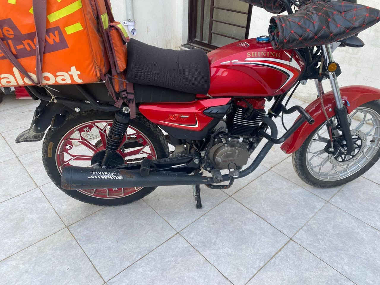 شاينك ٢٠٢٥ دراجه نضيفة شوفه العين اوراق معرض فقط 
مكينه مكفوله شراي اتصل ***********
