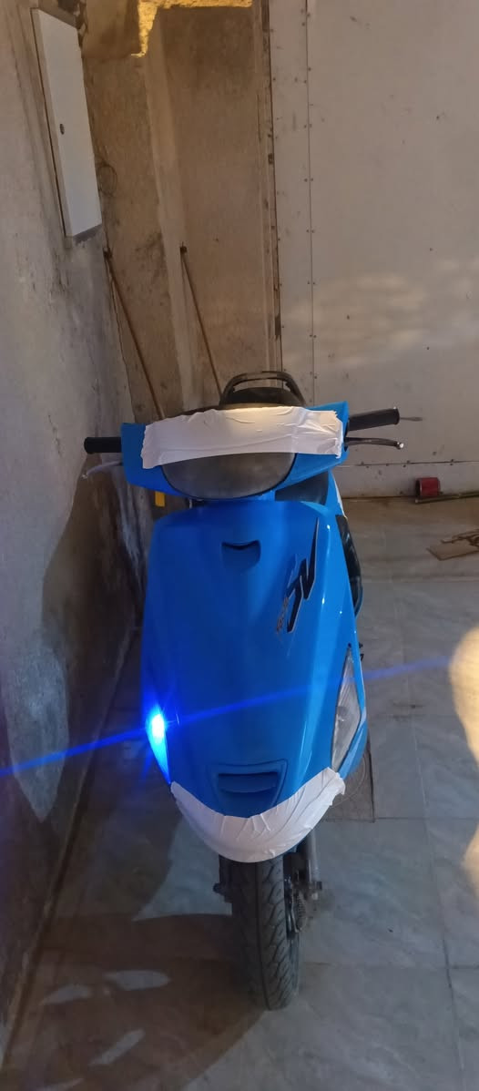 سلام عليكم من رخصه الادمن دراجه فراشه للبيع نضيفه كهربائيات كامله عوزه بس شخاطه وتشتغل سلف تخم تاير جديد سعر500 مكاني بصره حي الاصدقاء رقم. ***********
