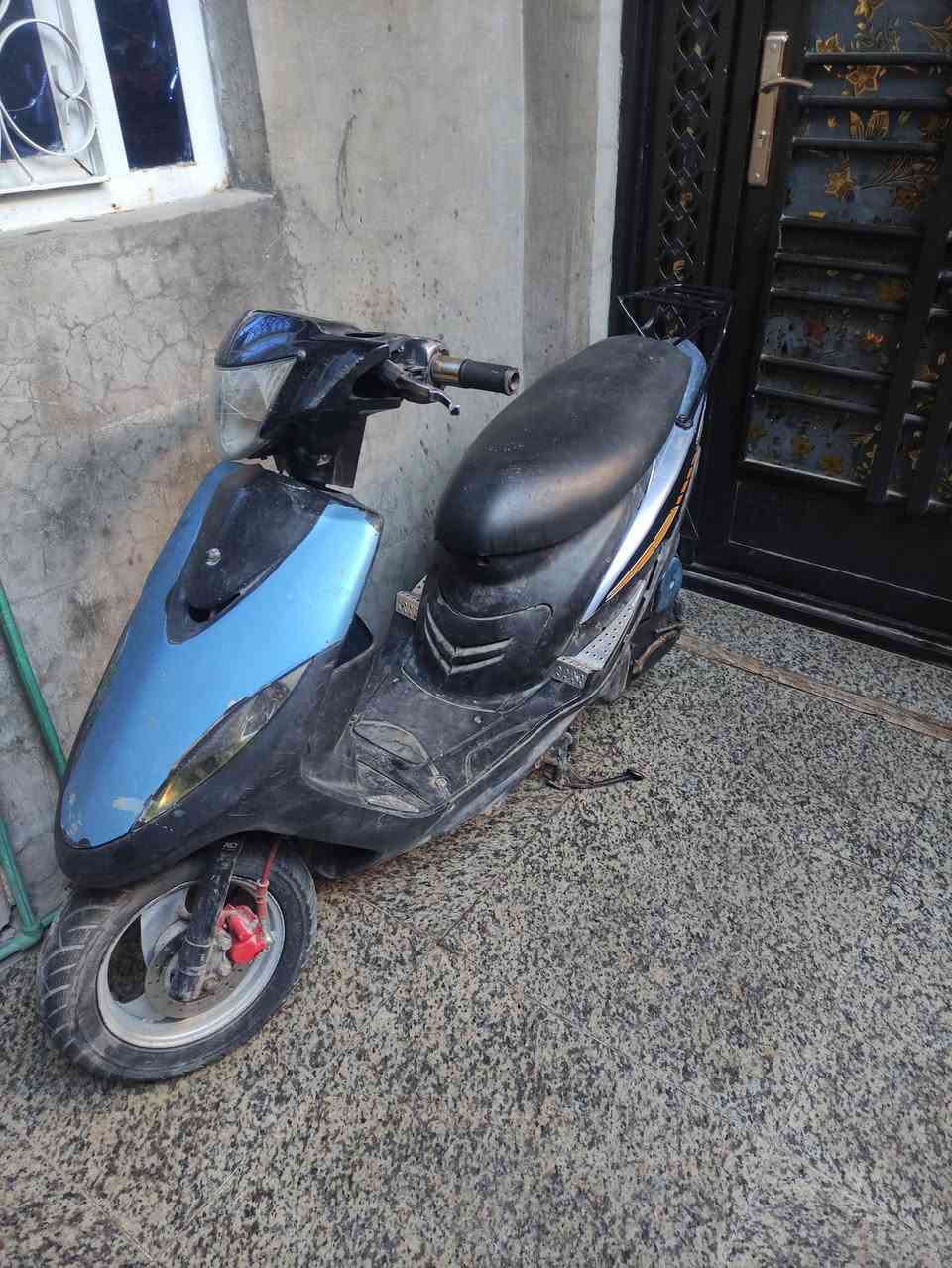 السلام عليكم ماكس عدلة ابيع كوم حديد ب350 او بيه مجال تشتغل كلشي مابيه مكينة خرسة بس خربطت ما اعرف اشبيهه او  كابريتر طوفت مكاني بغداد مدينة الصدر  ***********
