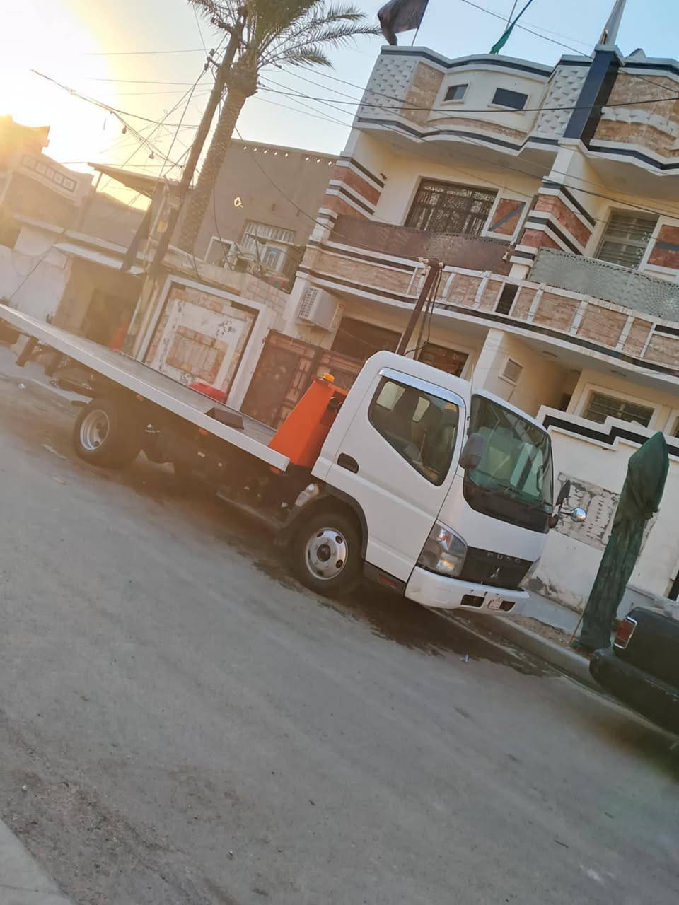 السلام عليكم كنتر دخول جديد بدي ٣ جكات مكان بغداد 
***********
